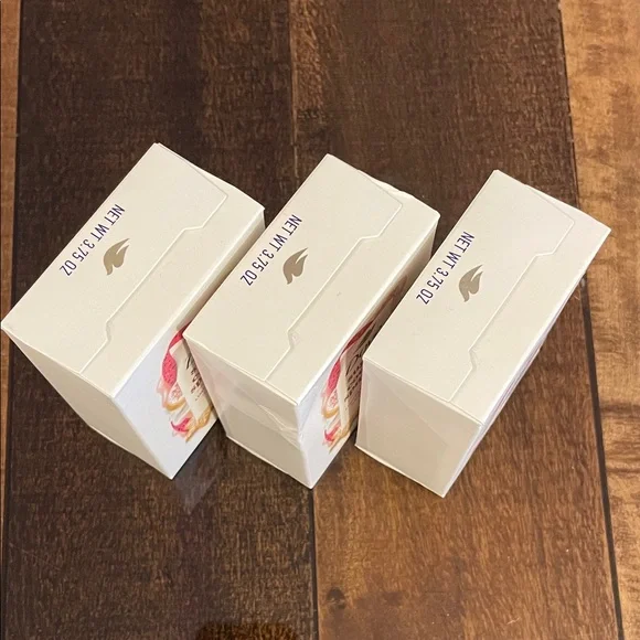 Dove Sugar Cookie Sprinkle Limited Edition Beauty Bar 3pk - Picture 2 of 3